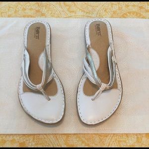 NEW cute BORN leather thong sandals, real leather, white with gold